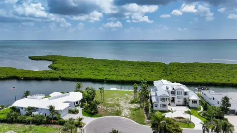 1630 Harbor Cay Lane Longboat Key FL 34228