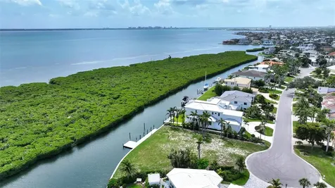 1630 Harbor Cay Lane Longboat Key FL 34228