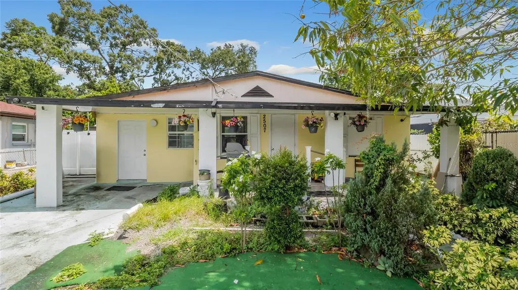 2507 W Wilder Avenue Tampa FL 33614
