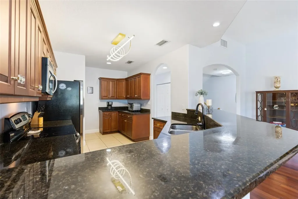 141 175th Avenue E Redington Shores FL 33708