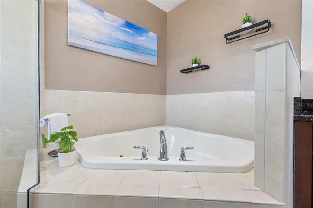 141 175th Avenue E Redington Shores FL 33708