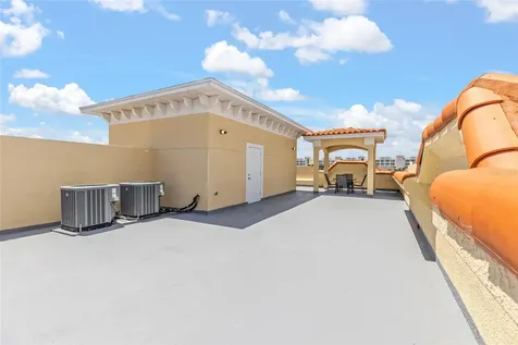 141 175th Avenue E Redington Shores FL 33708