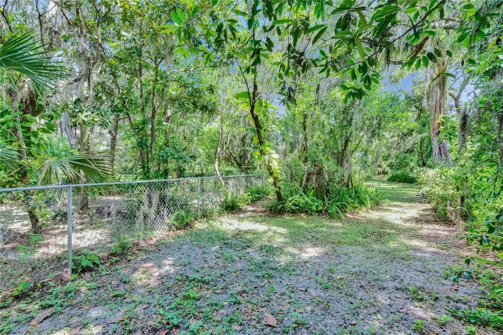 3102 E Trapnell Road Plant City FL 33566
