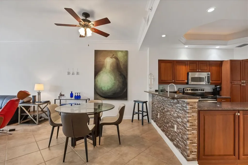 8111 Lakewood Main Street Lakewood Ranch FL 34202