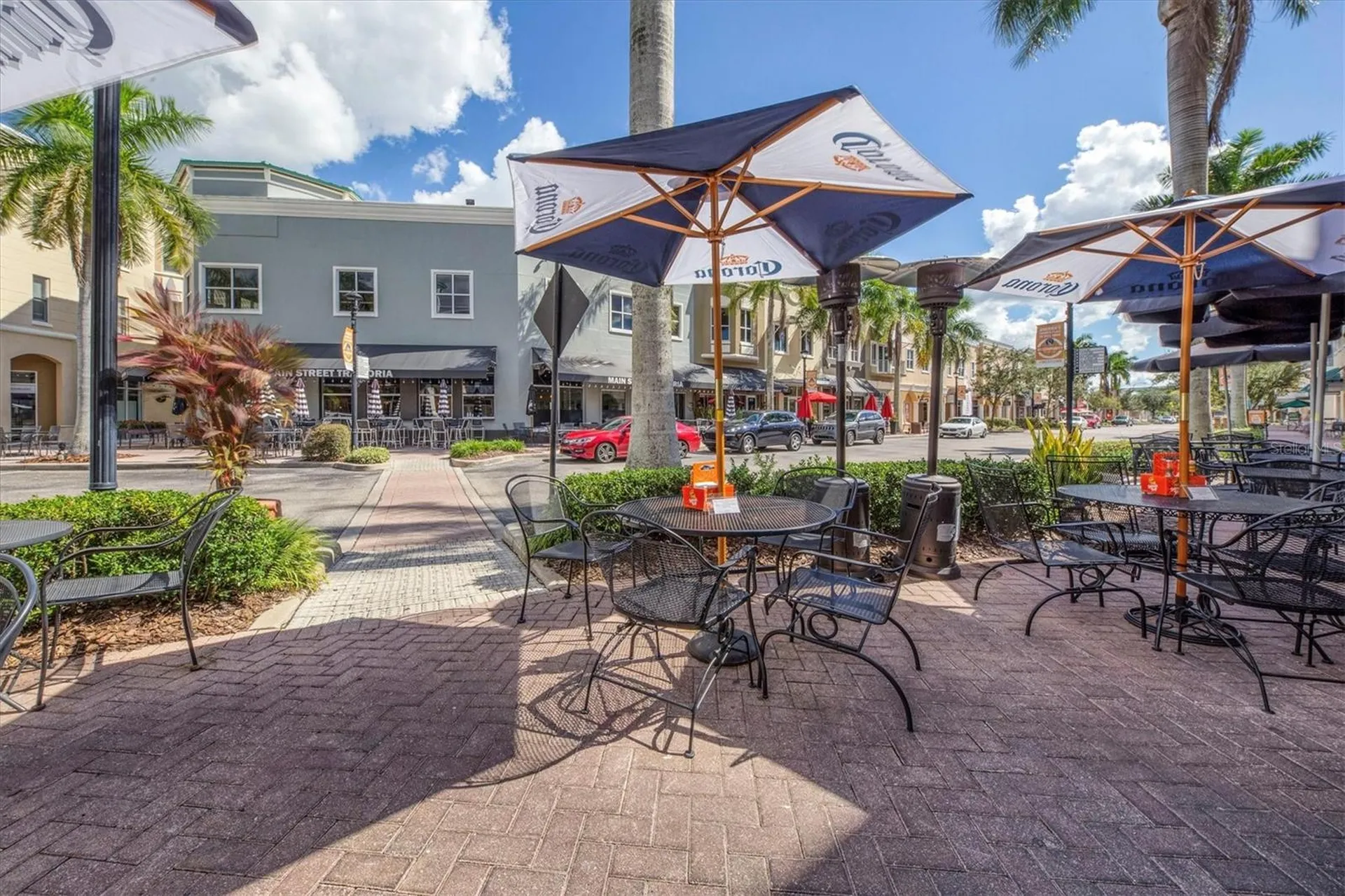 8111 Lakewood Main Street Lakewood Ranch FL 34202