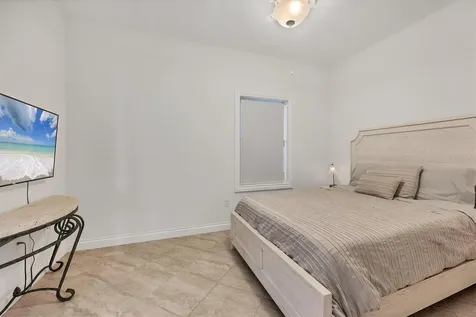 8111 Lakewood Main Street Lakewood Ranch FL 34202