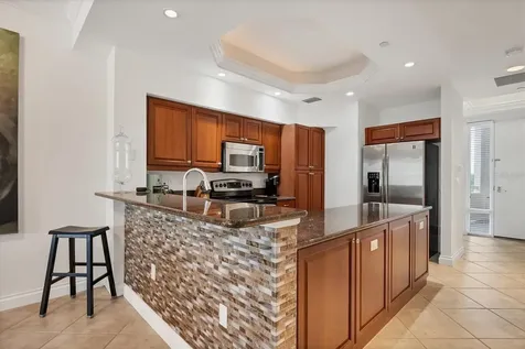 8111 Lakewood Main Street Lakewood Ranch FL 34202