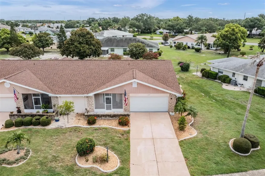 1209 Wild Feather Lane Sun City Center FL 33573