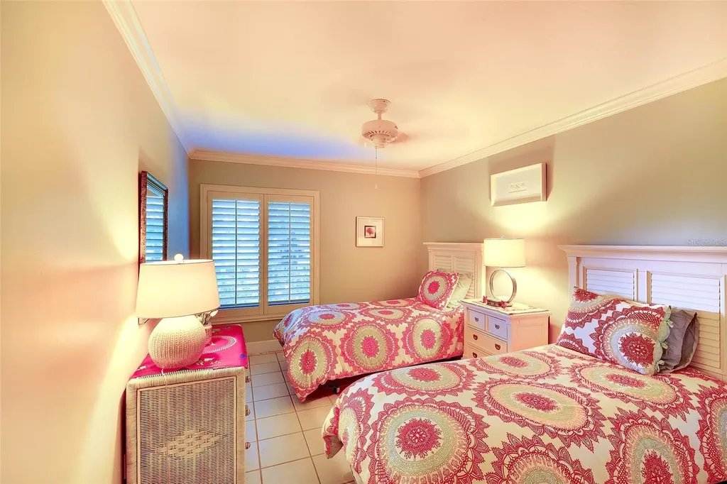 2039 Gulf Of Mexico Drive Longboat Key FL 34228