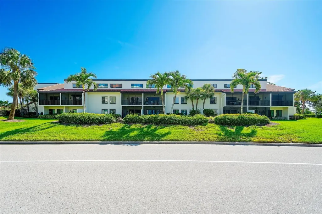 2039 Gulf Of Mexico Drive Longboat Key FL 34228