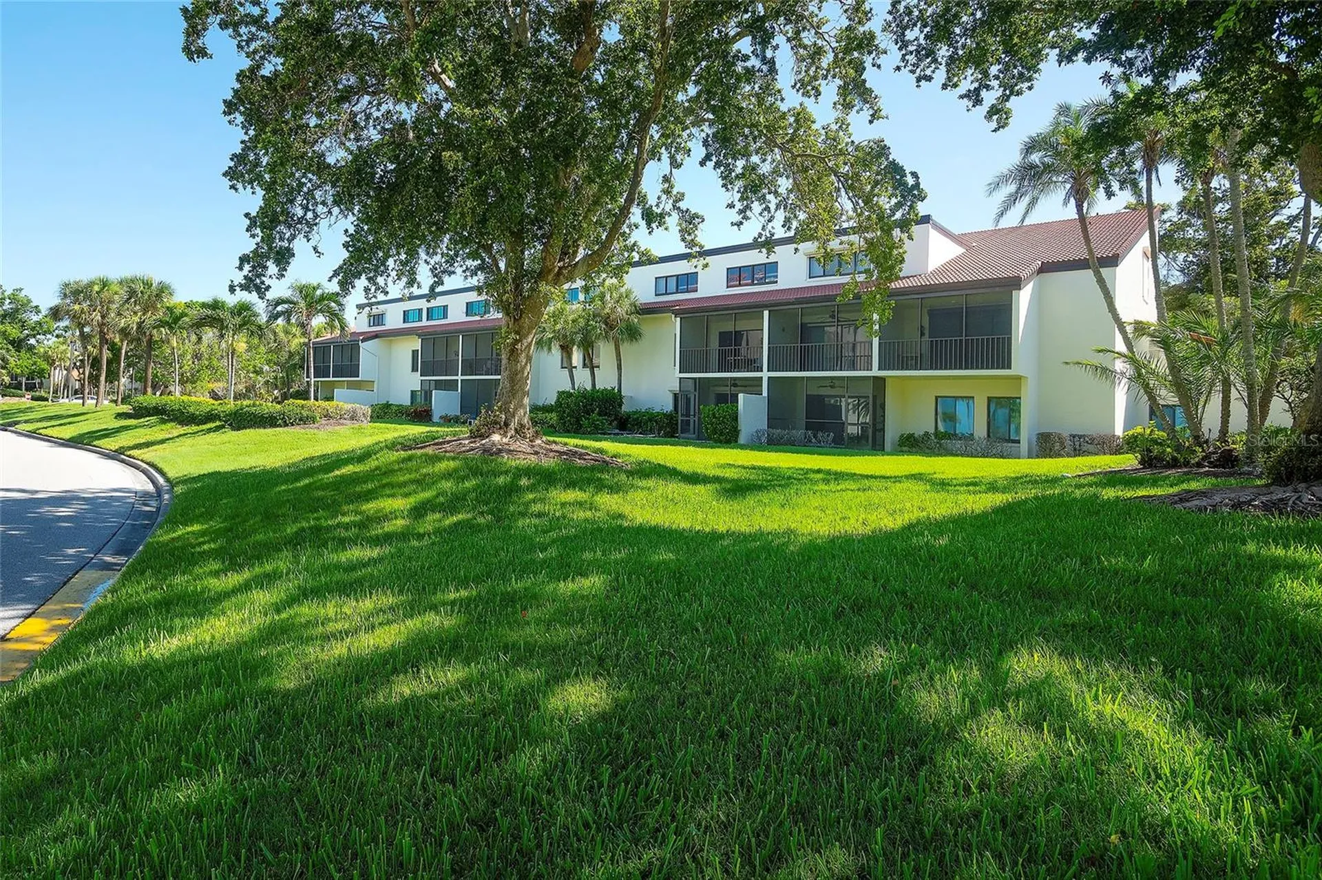 2039 Gulf Of Mexico Drive Longboat Key FL 34228