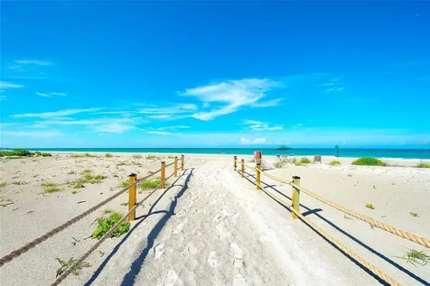 2039 Gulf Of Mexico Drive Longboat Key FL 34228
