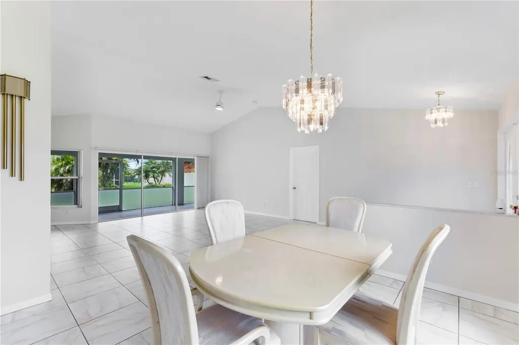 204 SE 19th Terrace Cape Coral FL 33990