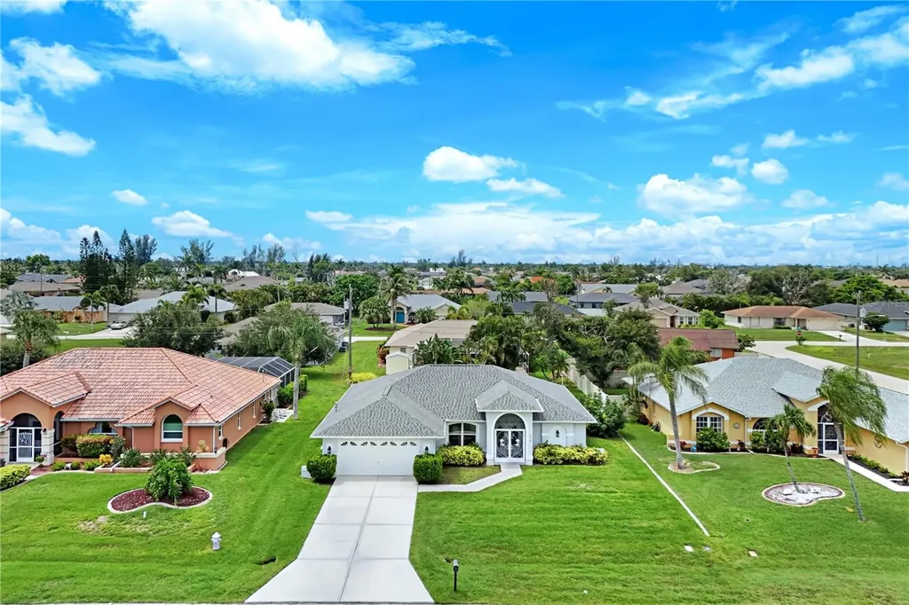 204 SE 19th Terrace Cape Coral FL 33990