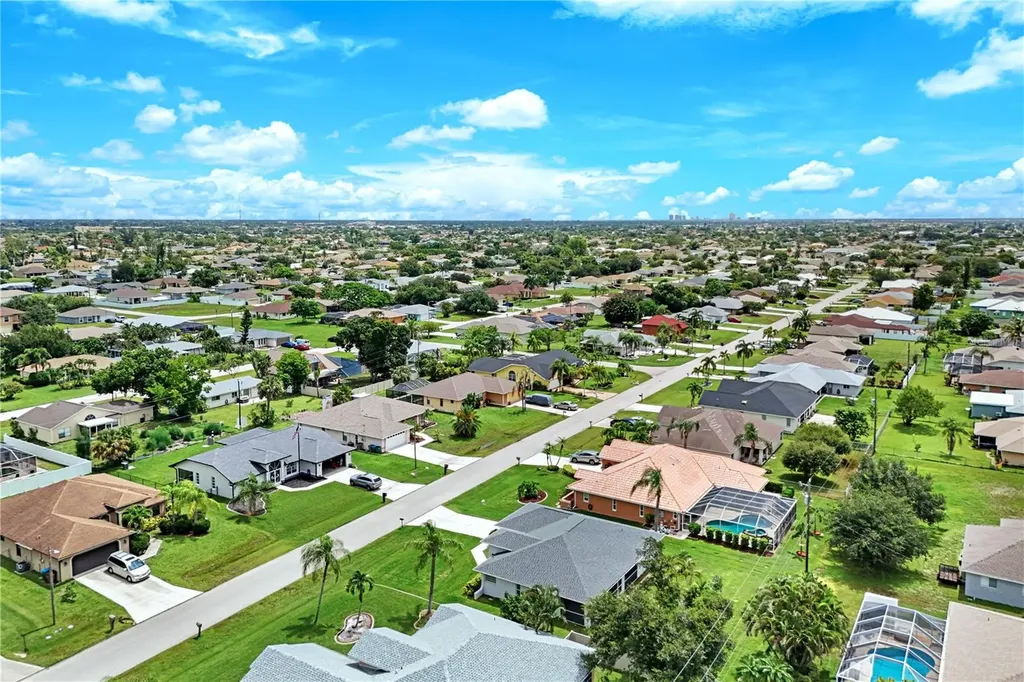 204 SE 19th Terrace Cape Coral FL 33990