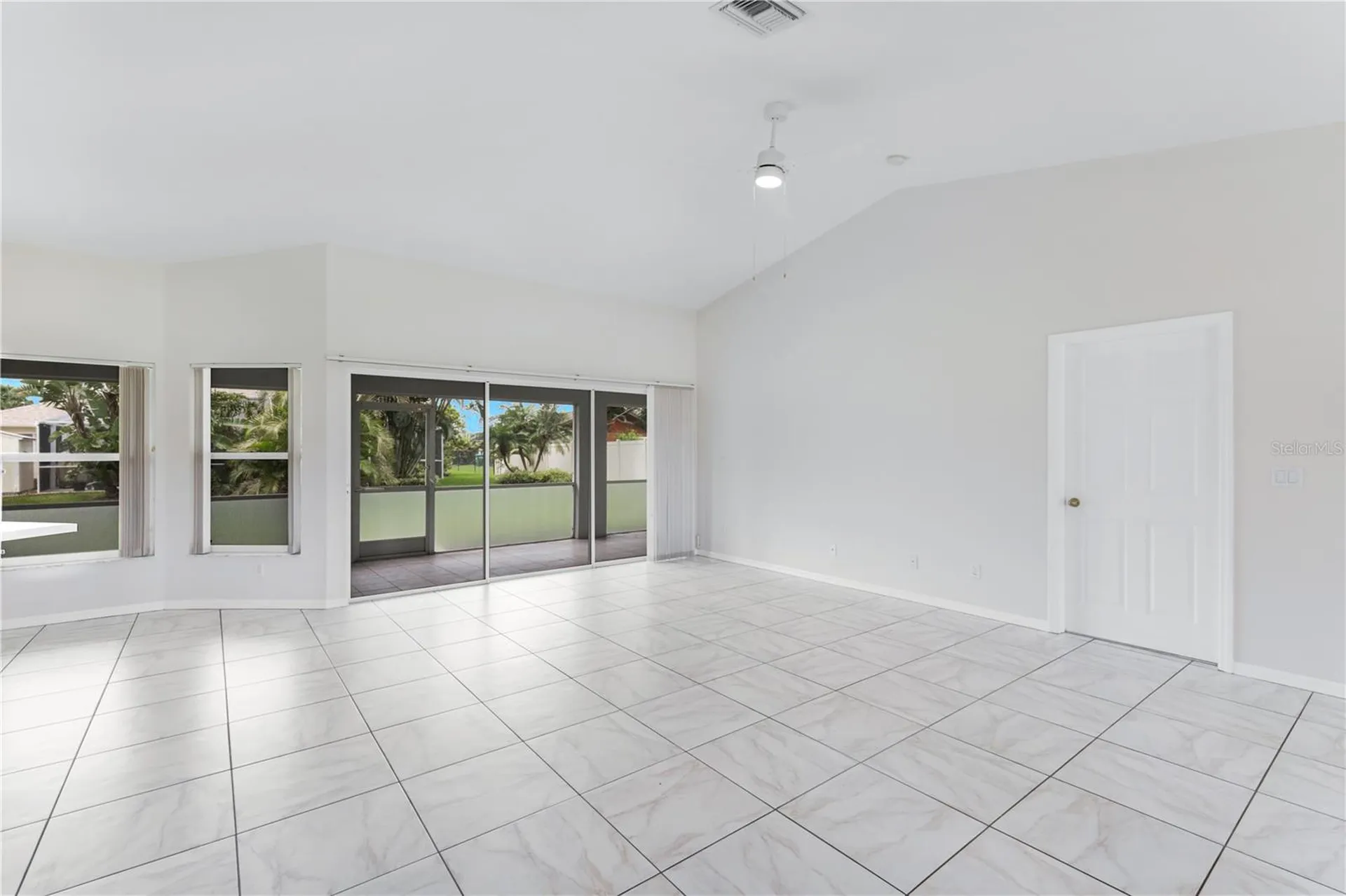 204 SE 19th Terrace Cape Coral FL 33990