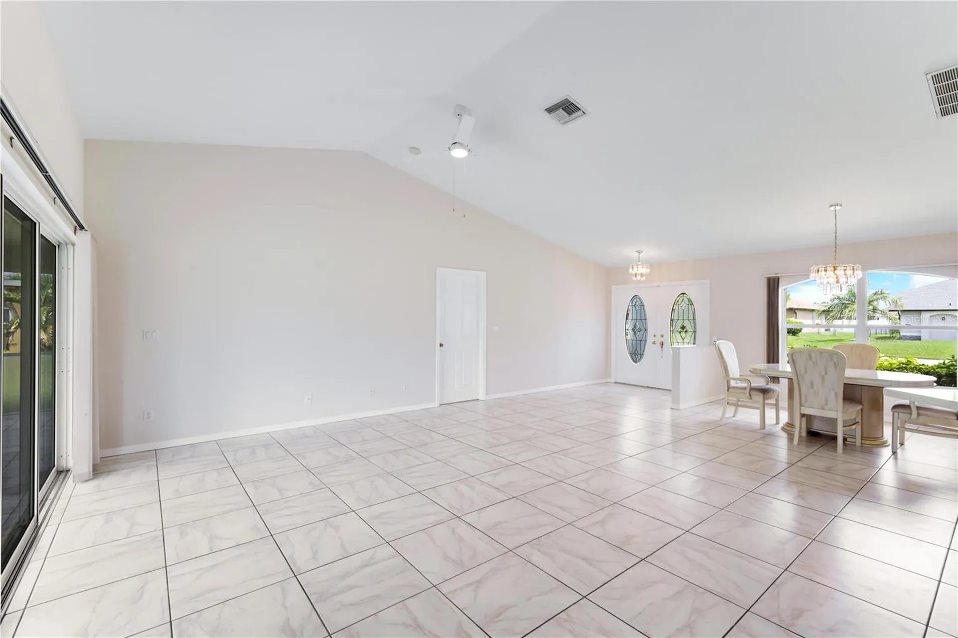 204 SE 19th Terrace Cape Coral FL 33990