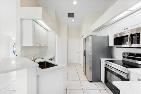 204 SE 19th Terrace Cape Coral FL 33990