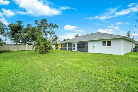 204 SE 19th Terrace Cape Coral FL 33990
