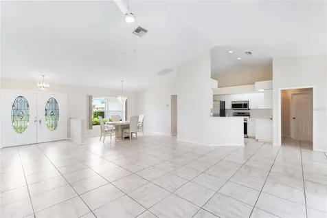 204 SE 19th Terrace Cape Coral FL 33990