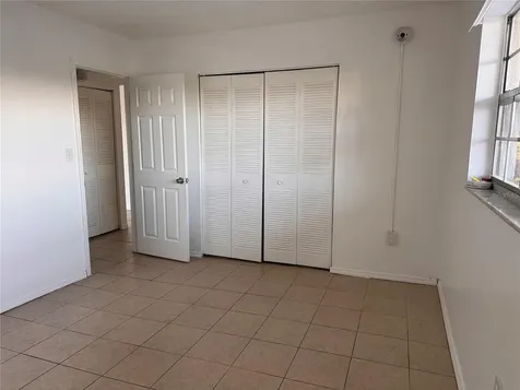 1185 58th Street N St Petersburg FL 33710