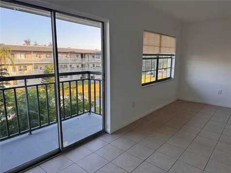 1185 58th Street N St Petersburg FL 33710