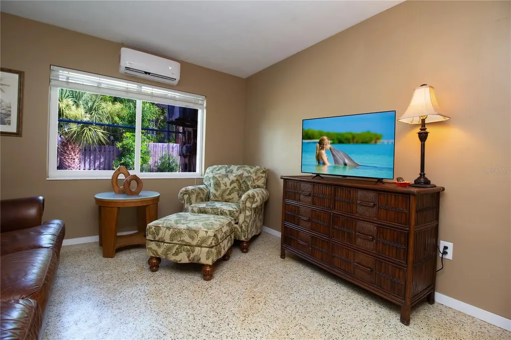 112 119th Avenue Treasure Island FL 33706