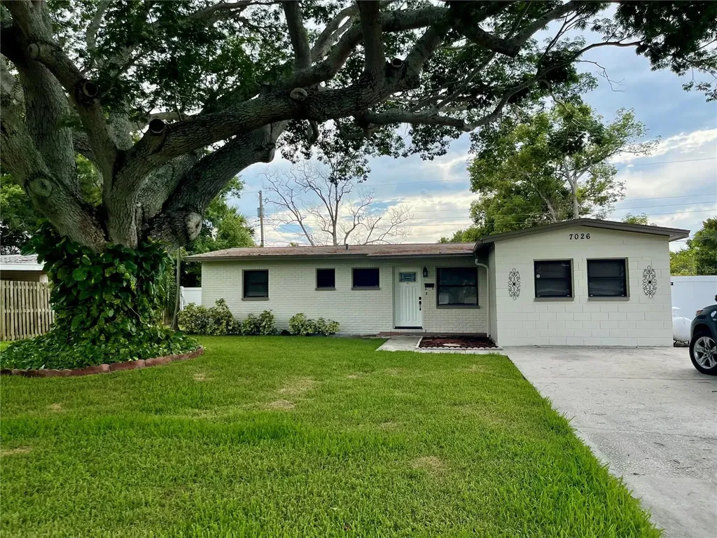 7026 20th Street N St Petersburg FL 33702