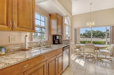 5598 Golf Pointe Drive Sarasota FL 34243