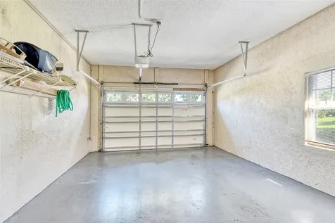 5598 Golf Pointe Drive Sarasota FL 34243