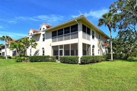 5598 Golf Pointe Drive Sarasota FL 34243