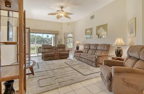 5598 Golf Pointe Drive Sarasota FL 34243