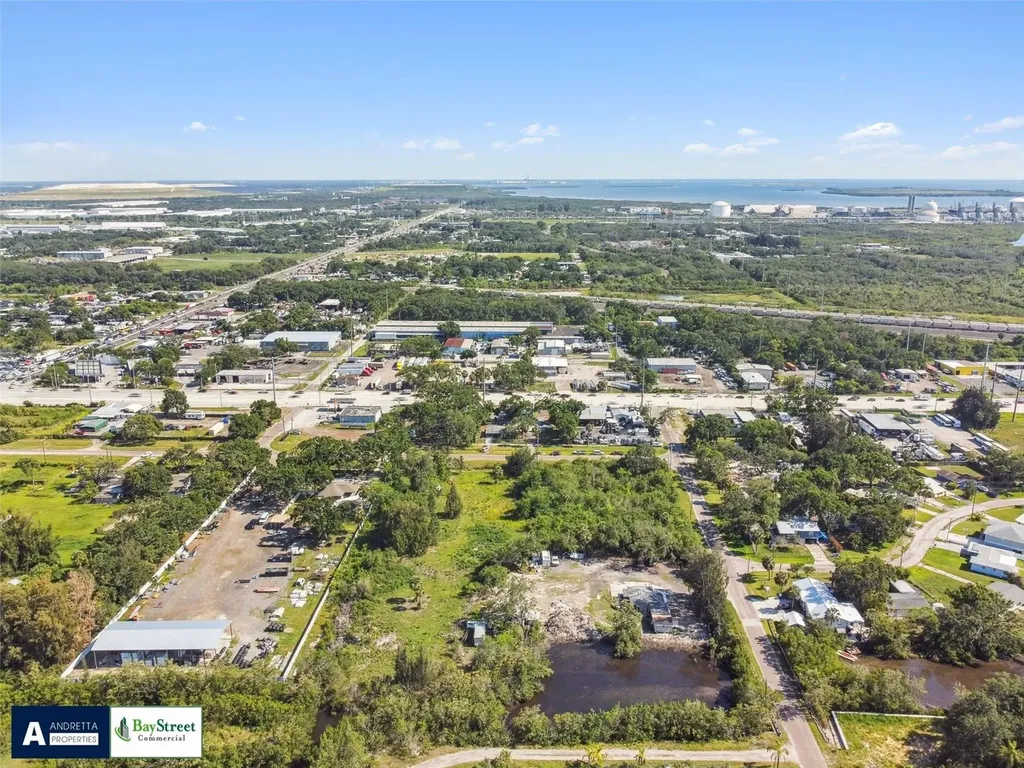 4713 El Camino Blanco Boulevard Tampa FL 33619