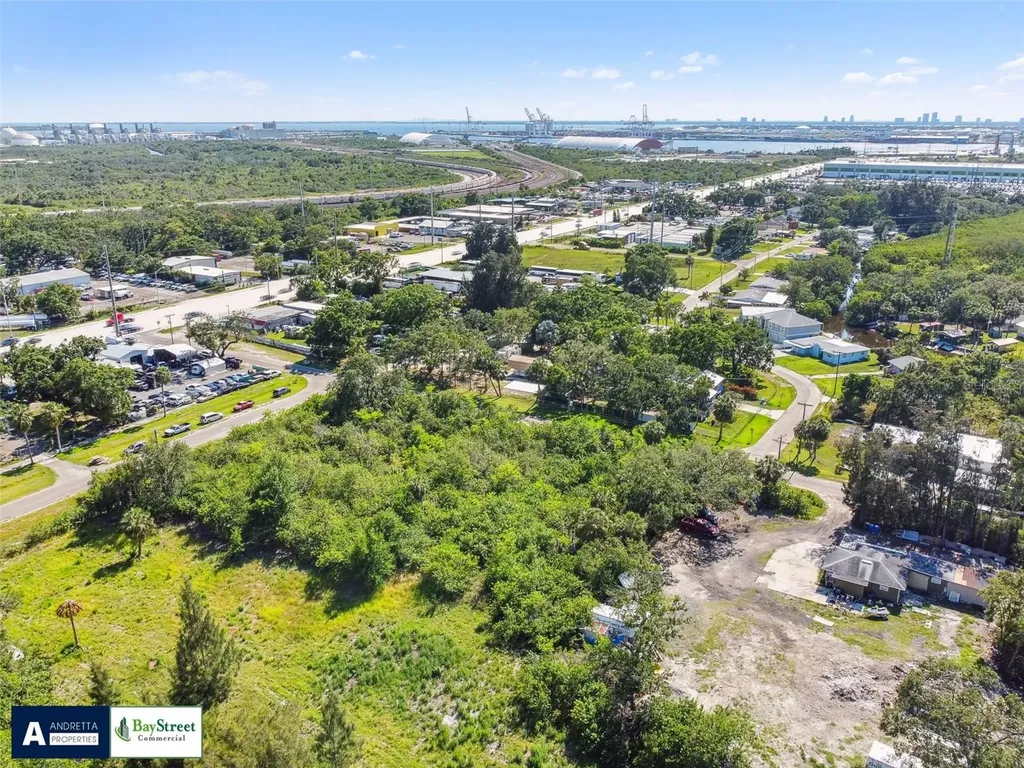 4713 El Camino Blanco Boulevard Tampa FL 33619