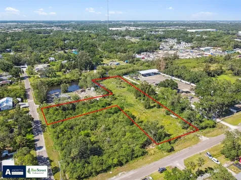 4713 El Camino Blanco Boulevard Tampa FL 33619