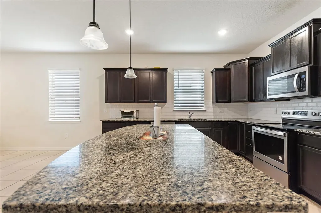 120 Citrus Isle Street Davenport FL 33837