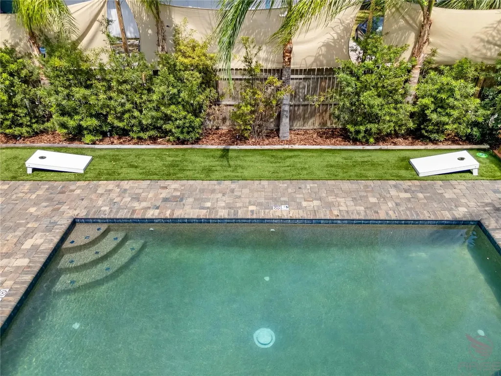 305 Live Oak New Smyrna Beach FL 32168