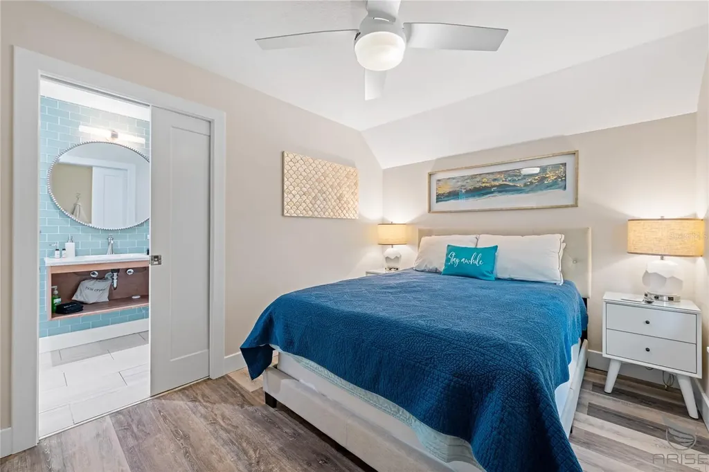 305 Live Oak New Smyrna Beach FL 32168