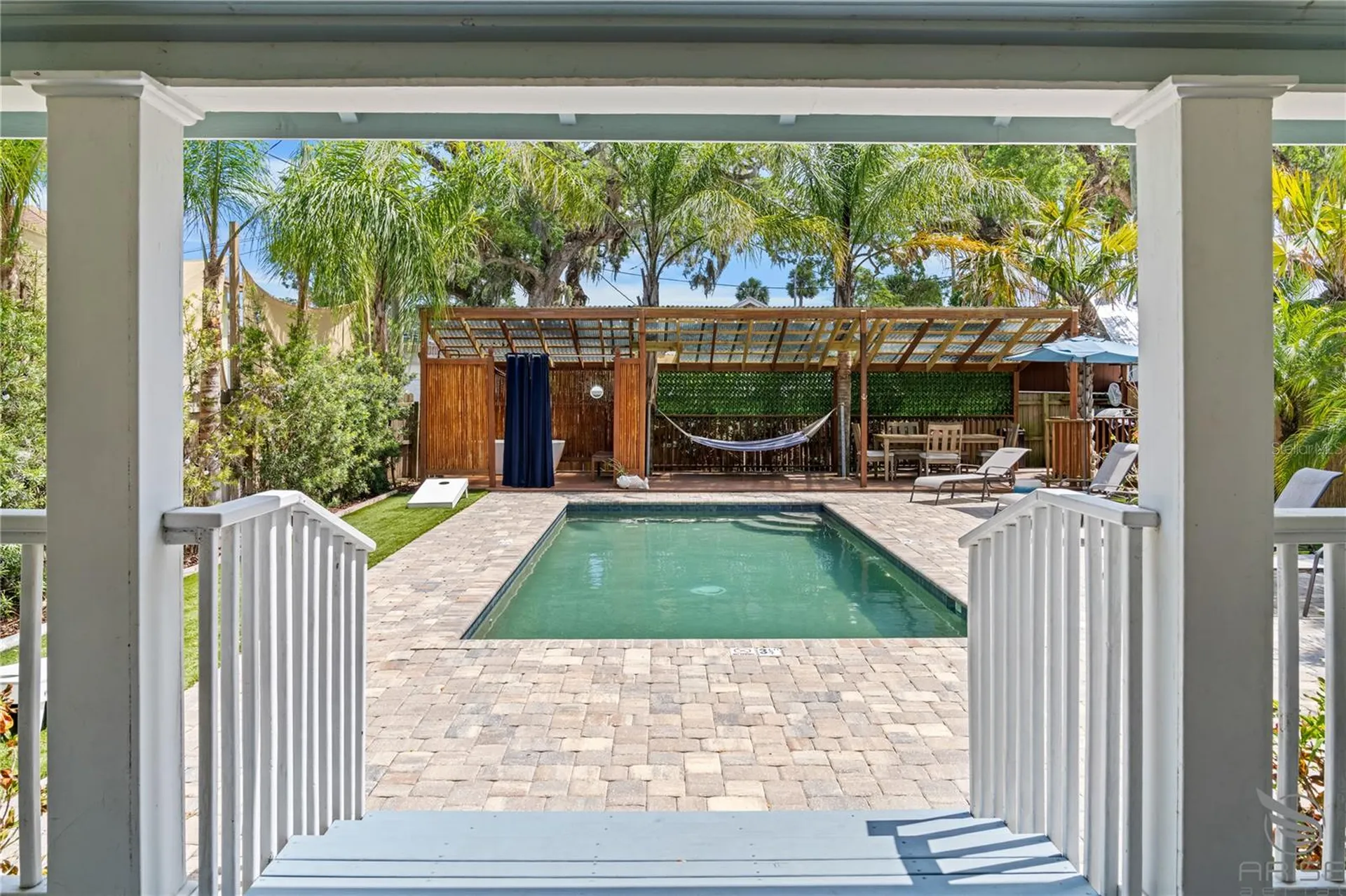 305 Live Oak New Smyrna Beach FL 32168