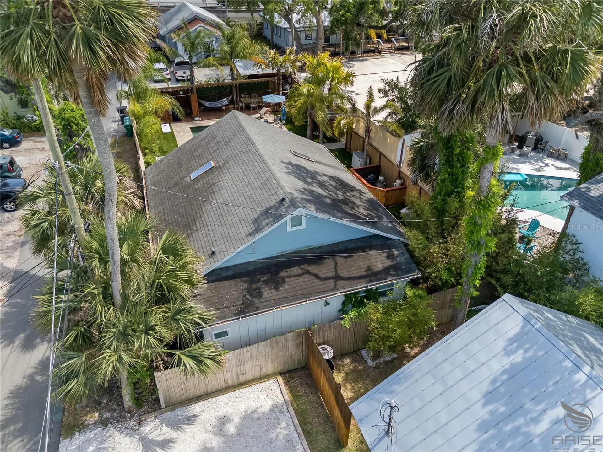 305 Live Oak New Smyrna Beach FL 32168