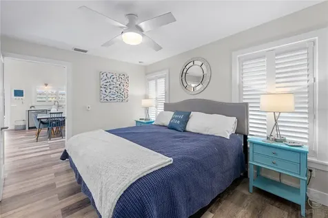 305 Live Oak New Smyrna Beach FL 32168