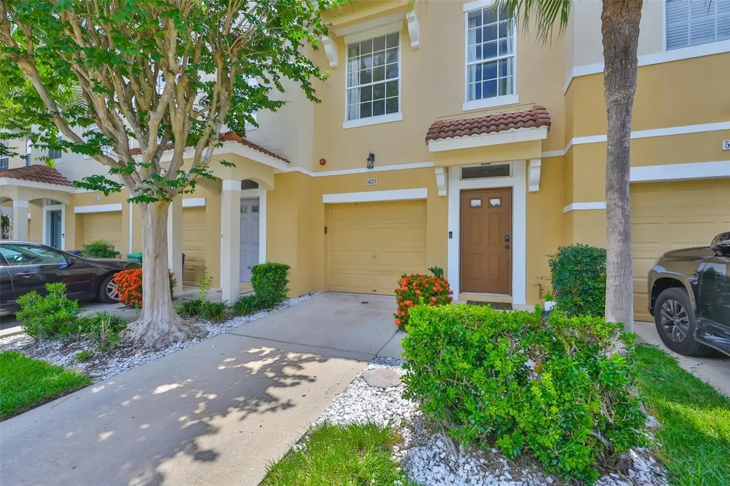 5623 Gaspar Oaks Drive Tampa FL 33611