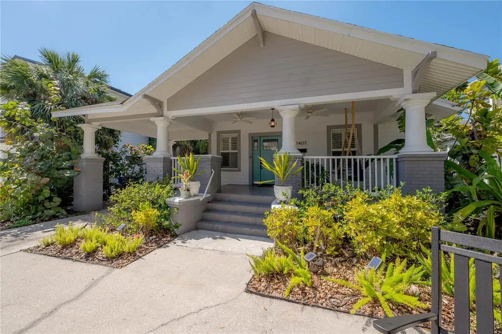1407 S Moody Avenue Tampa FL 33629