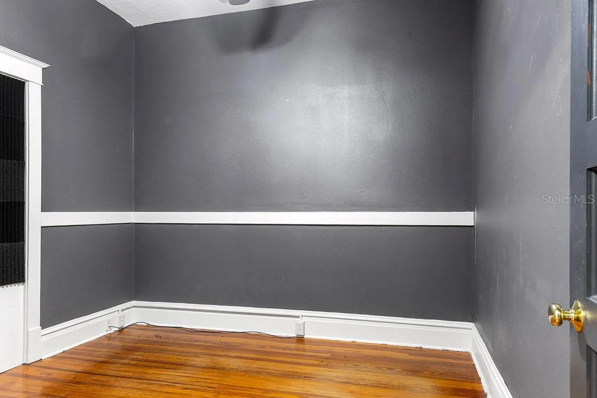 112 W Indiana Avenue Deland FL 32720