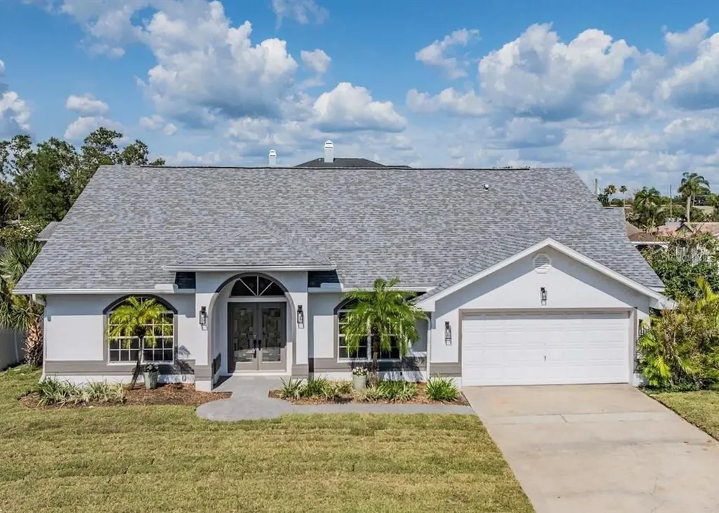 2127 Lagoon Drive Dunedin FL 34698