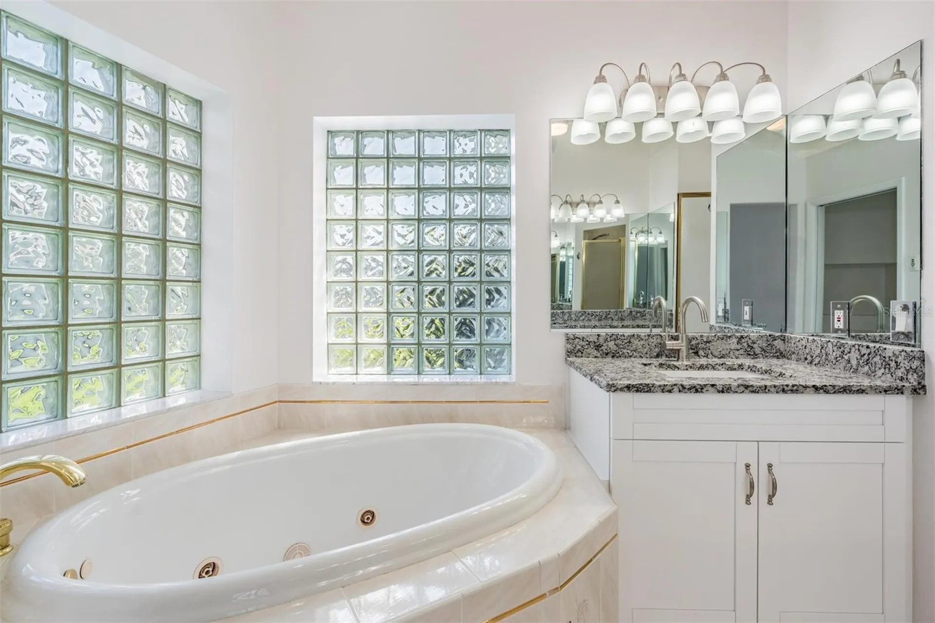 2127 Lagoon Drive Dunedin FL 34698