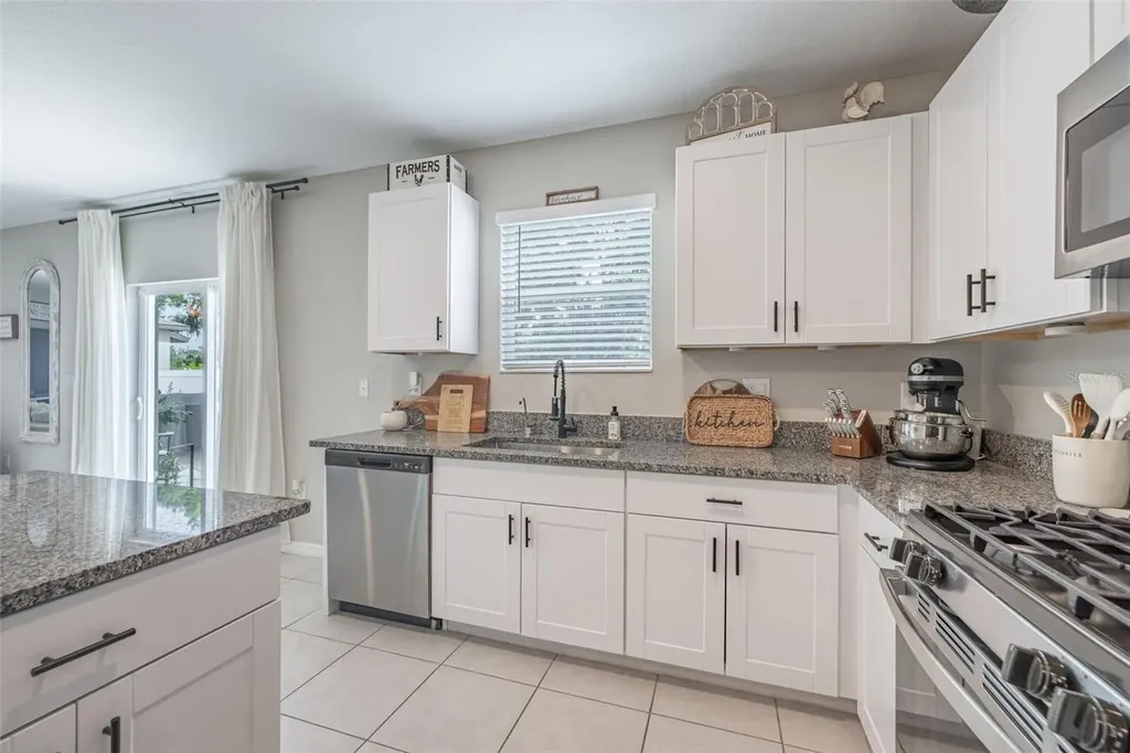 10270 Shady Preserve Drive Riverview FL 33578