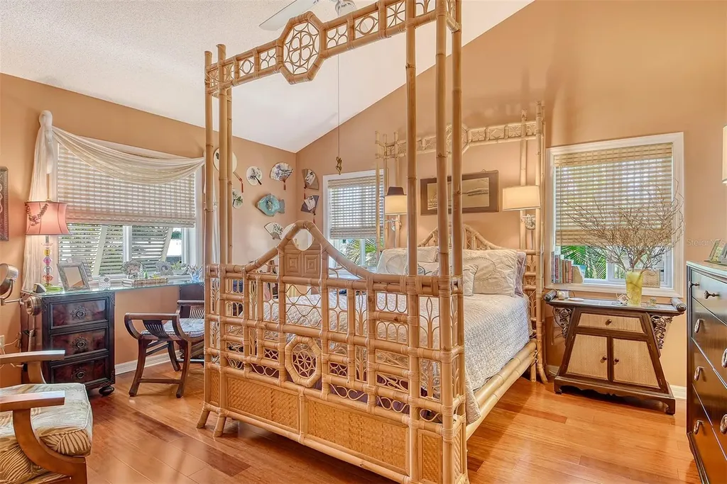 701 Marbury Lane Longboat Key FL 34228