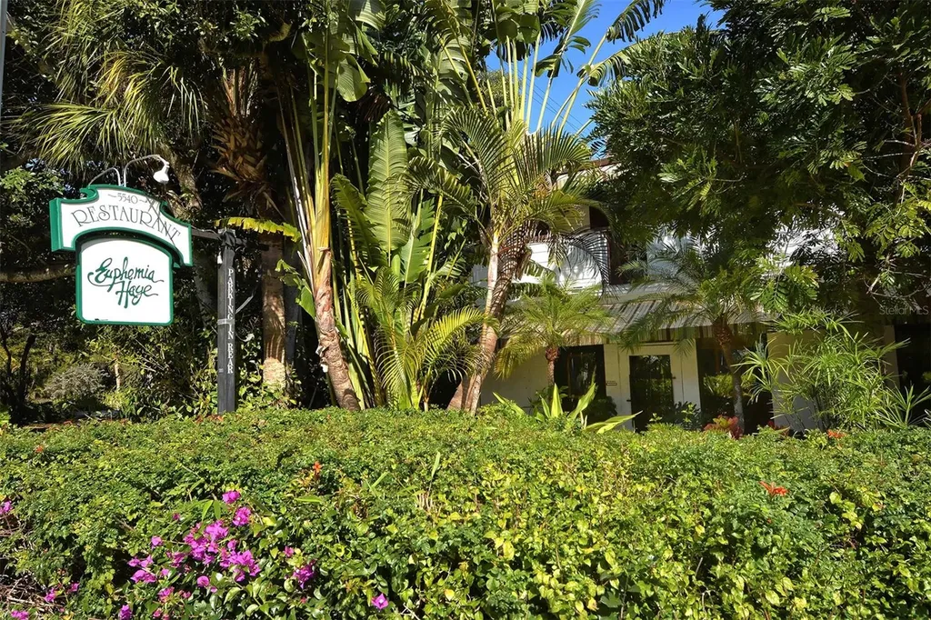 701 Marbury Lane Longboat Key FL 34228