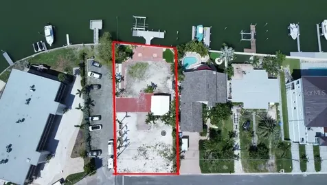 11855 1st Street E Treasure Island FL 33706